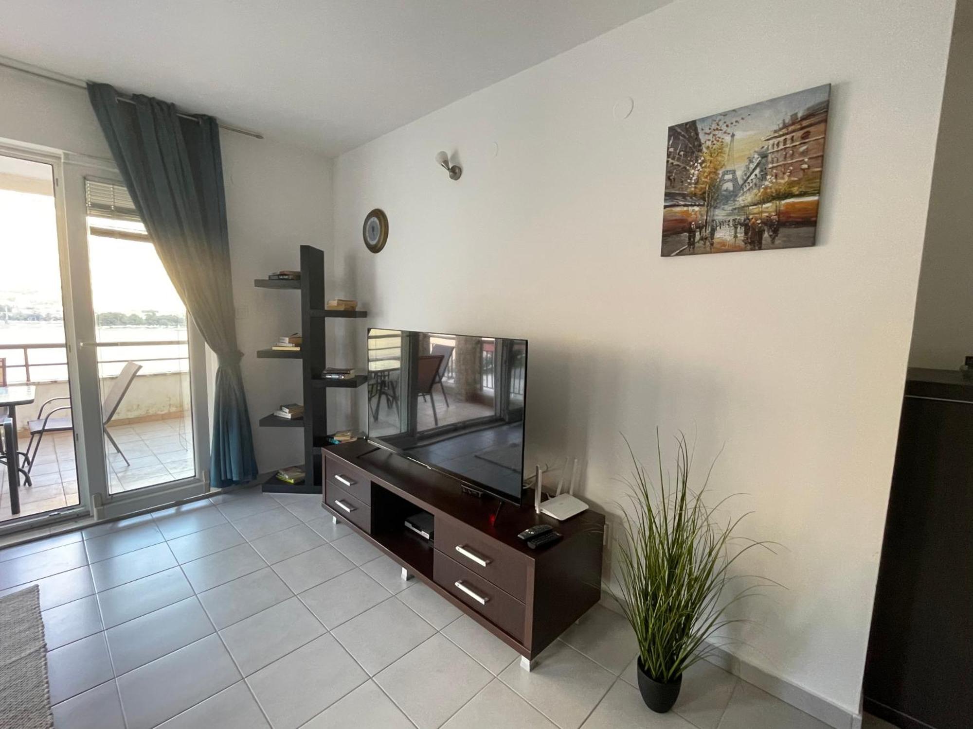 Stunning View To Kotor Bay And Old Town - C2 Vista